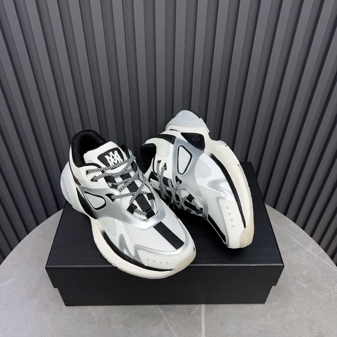 [AMIRI Amir] P: 760💰Size for couples: Female 35-40; Male 39-44; (Customized at 45.46) AMIRI Amir New Autumn and Winter Products New Autumn Latest Catwalk Couple Color Block Bread Casual Sports Shoes Series 〰 Casual fashion style full of details New generation of bone shoes popular classic upgrades Super comfortable and super popular! AUTRY is an exclusive version of AUTRY couple casual shoes from a high street brand in Los Angeles. Many celebrity Internet celebrities have the same style. Chinese new rapper Xiaobai Gali, Wang Yibo, Yang Mi and other Internet celebrity bloggers are competing for their feet. The three-dimensional molded metal logo on the side of the AJ1 shoe is on par with Nike's popular Fog. The heroic value instantly has a bit of punk rock flavor, all showing fashion sense and street style... ▪ Upper: original custom-made cowhide + original custom-made breathable mesh ▪Inner lining: original customized breathable mesh ▪Outsole: original molded two-color TPU rubber combination outsole.